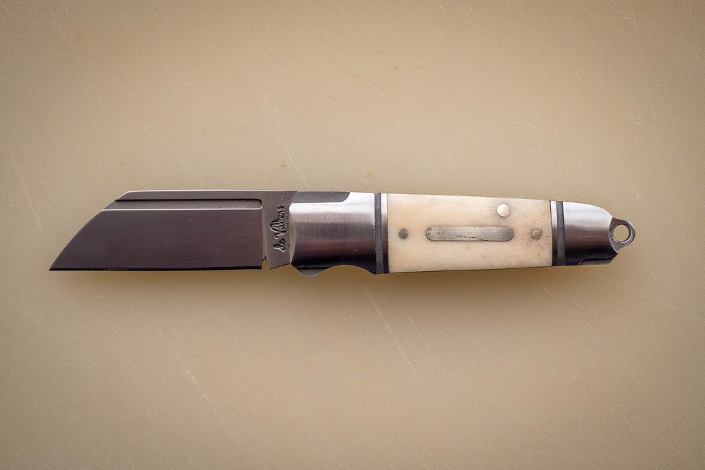 Andre de Villiers Pocket Knife