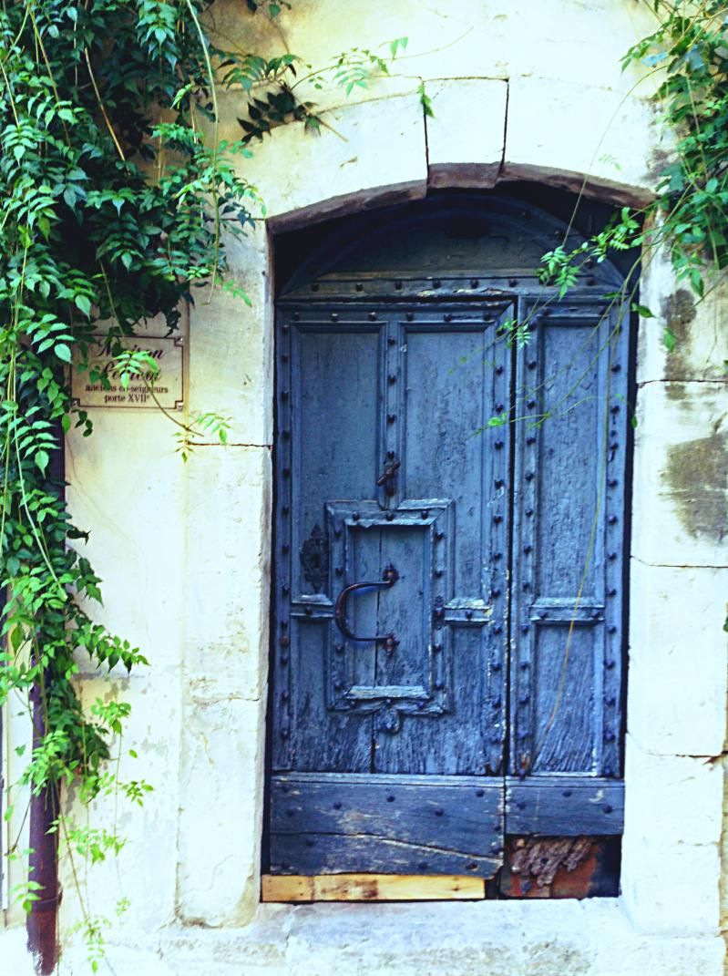 bluedoor