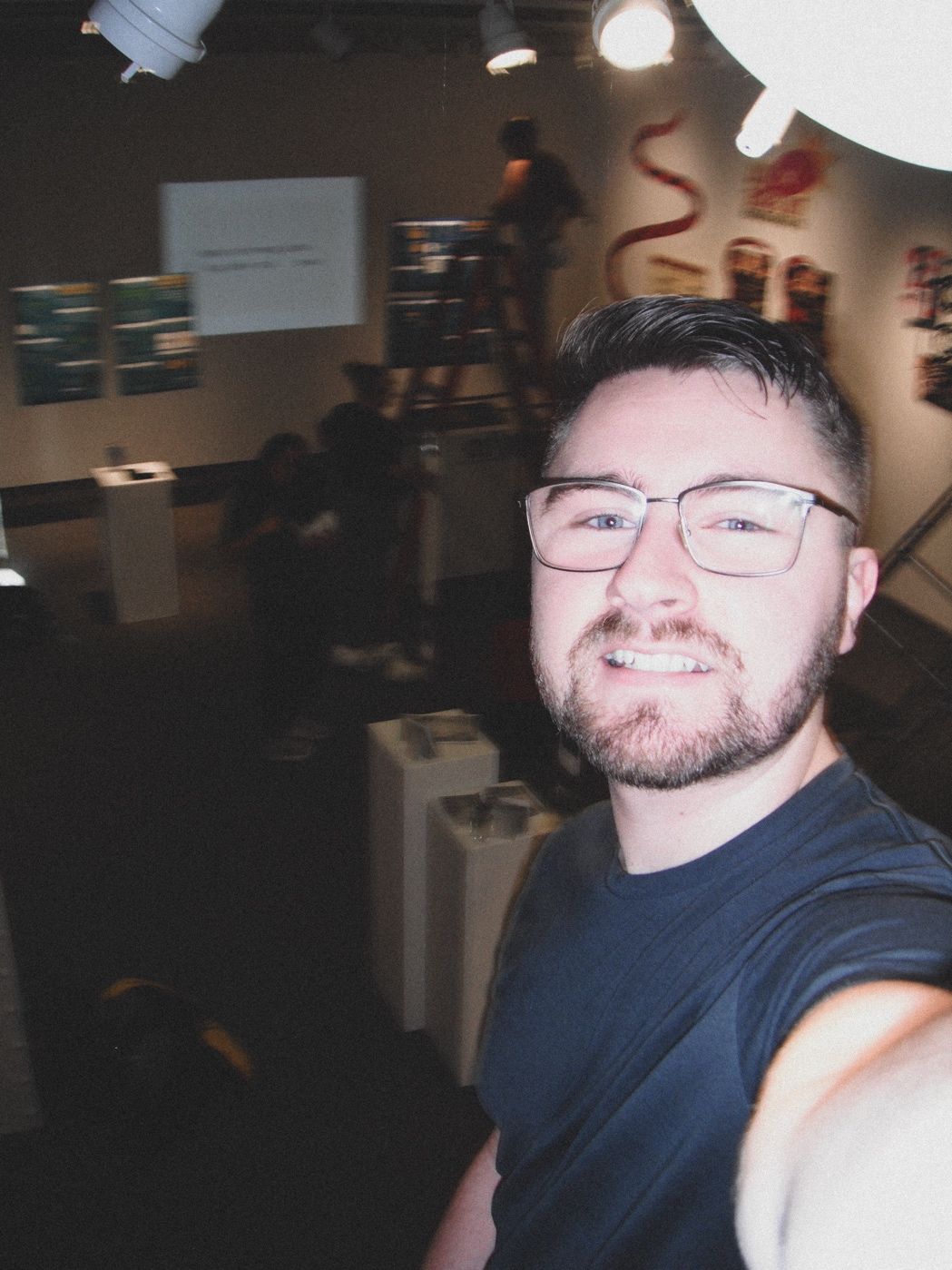 A person taking a selfie AI-generated content may be incorrect.