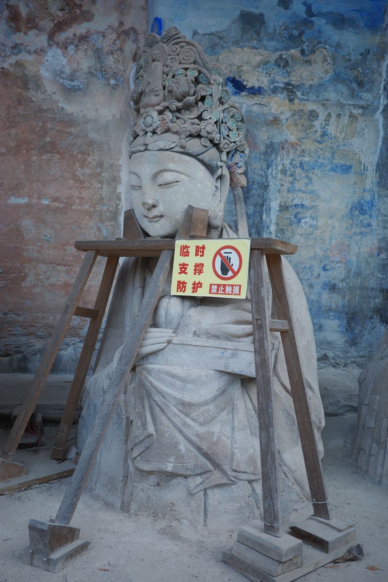 R0000966