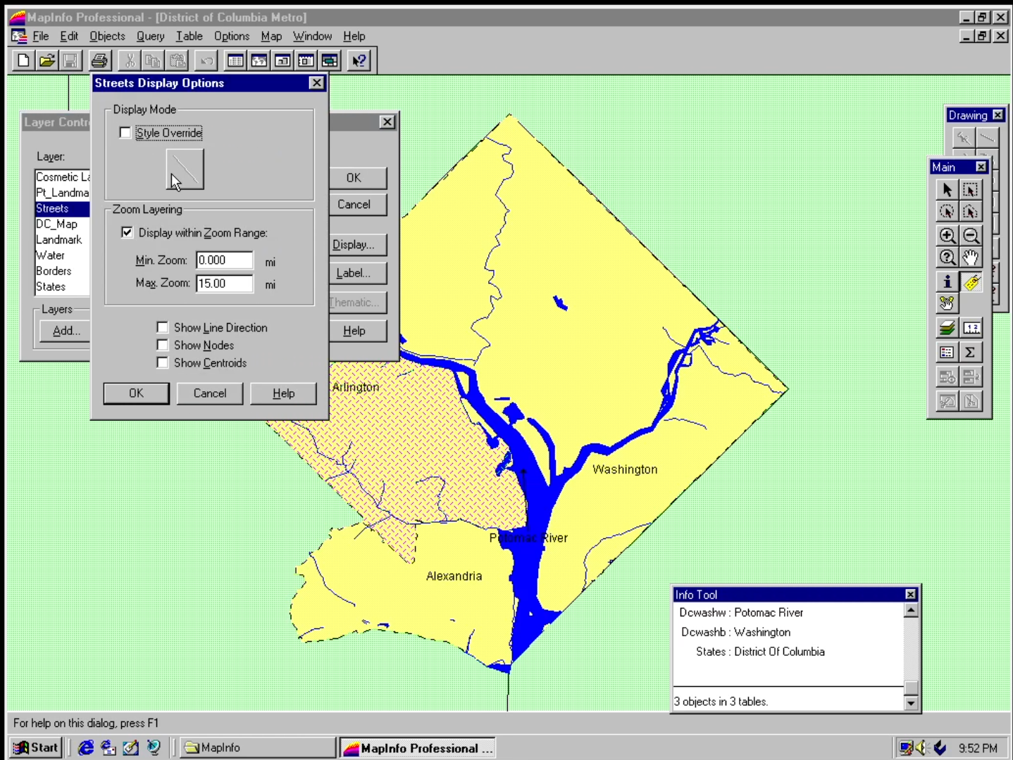 MapInfo screen with a map of DC visible and a window for determining the display of the streets layer. Notable here specifically is the 'Zoom Layering' section which allows defining visibility of a layer by a specific zoom level, I guess by miles?