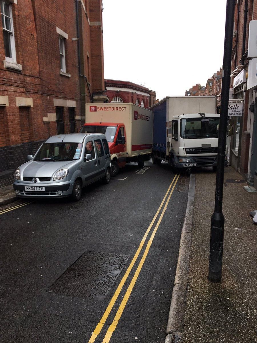 Congestion caused by large vehicles - Holly Bush Vale - Hampstead