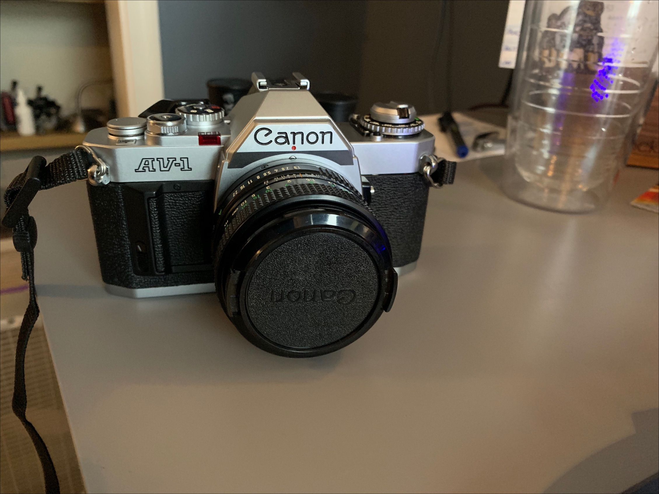 Canon AV-1