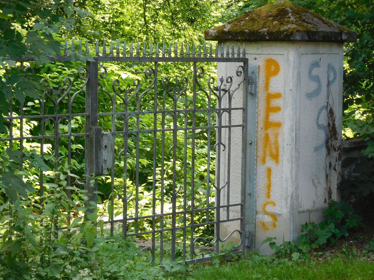 13:23:08