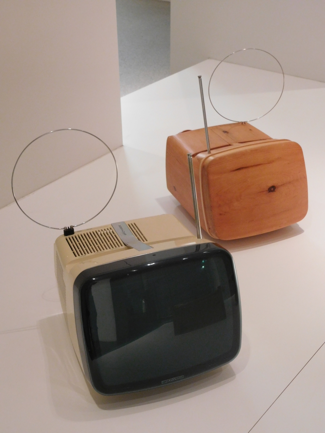 11:36:32: Marco Zanuso and Richar Sapper - ‘algol’ TV set and wooden mockup, 1964