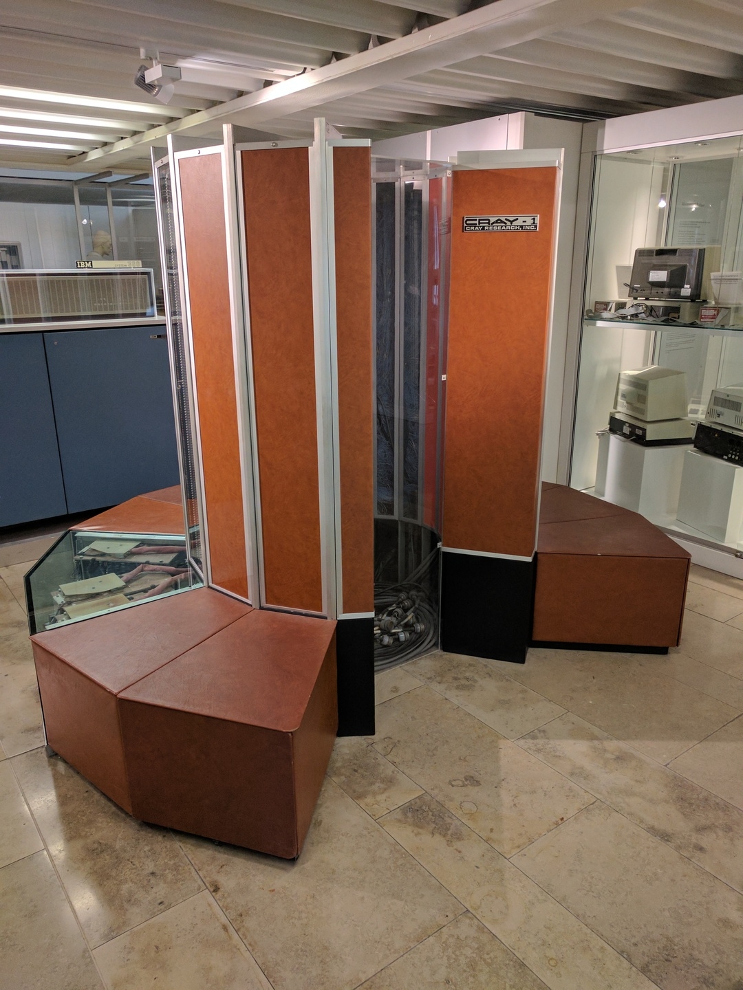 13:17:59: “Ultra-fast computer CRAY-1 S/1000, serial number 26. Cray Research Inc., Minneapolis, 1983”