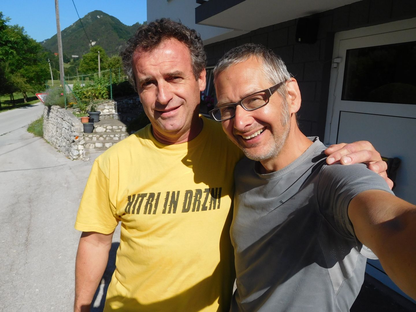 09:18:10: My host Robert and myself.