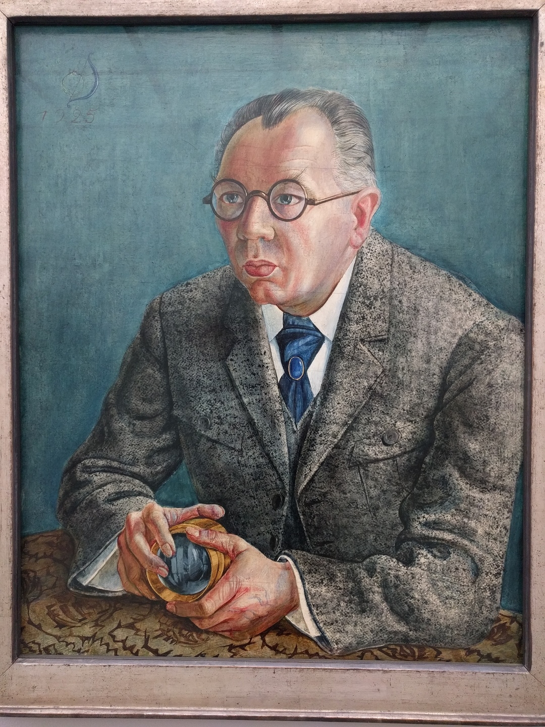 13:55:08: Otto Dix - Portrait of the photographer Hugo Erfurth, 1925