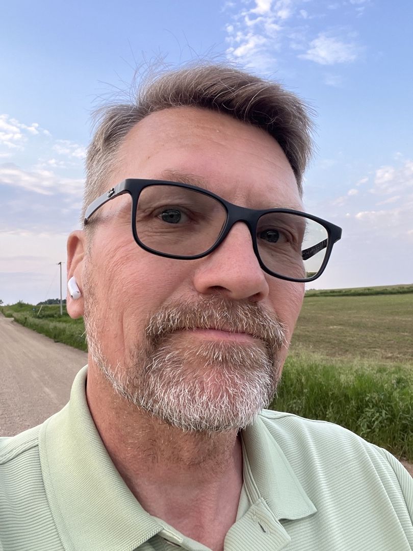 Selfie of the Day June 04, 2025