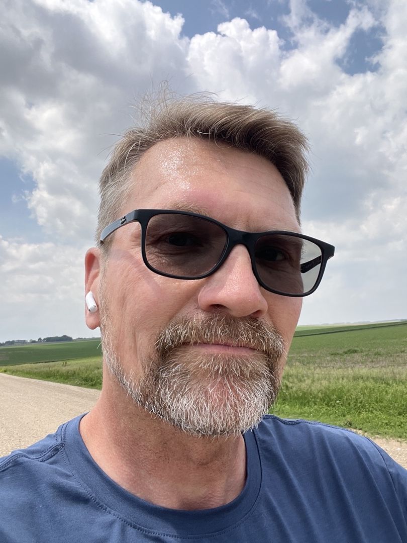 Selfie of the Day June 07, 2025