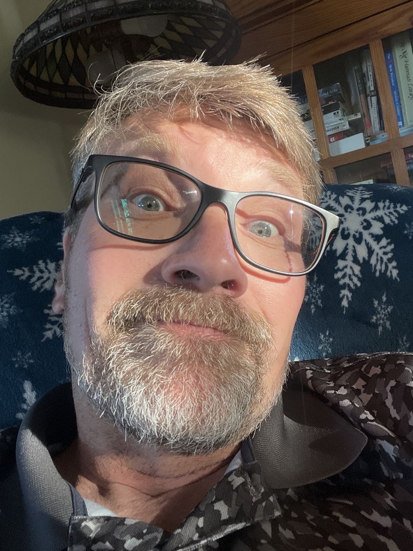 Selfie of the Day May 22, 2025