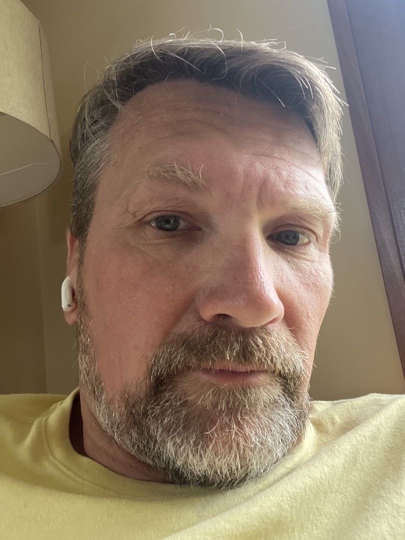 Selfie of the Day May 24, 2025