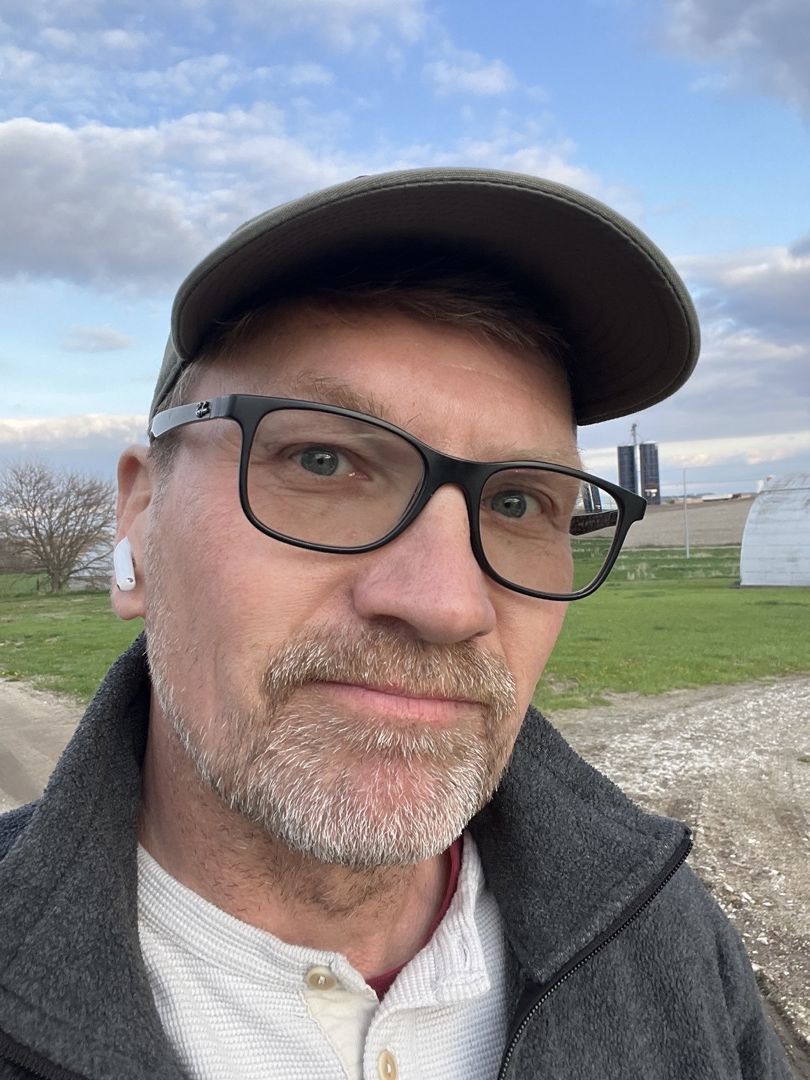 Selfie of the Day April 25, 2025
