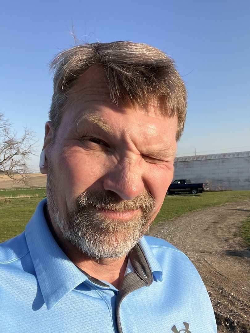 Selfie of the Day April 21, 2025