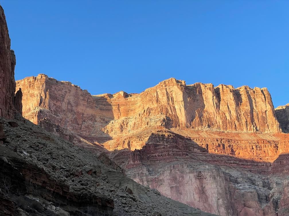 Evening light on red rock