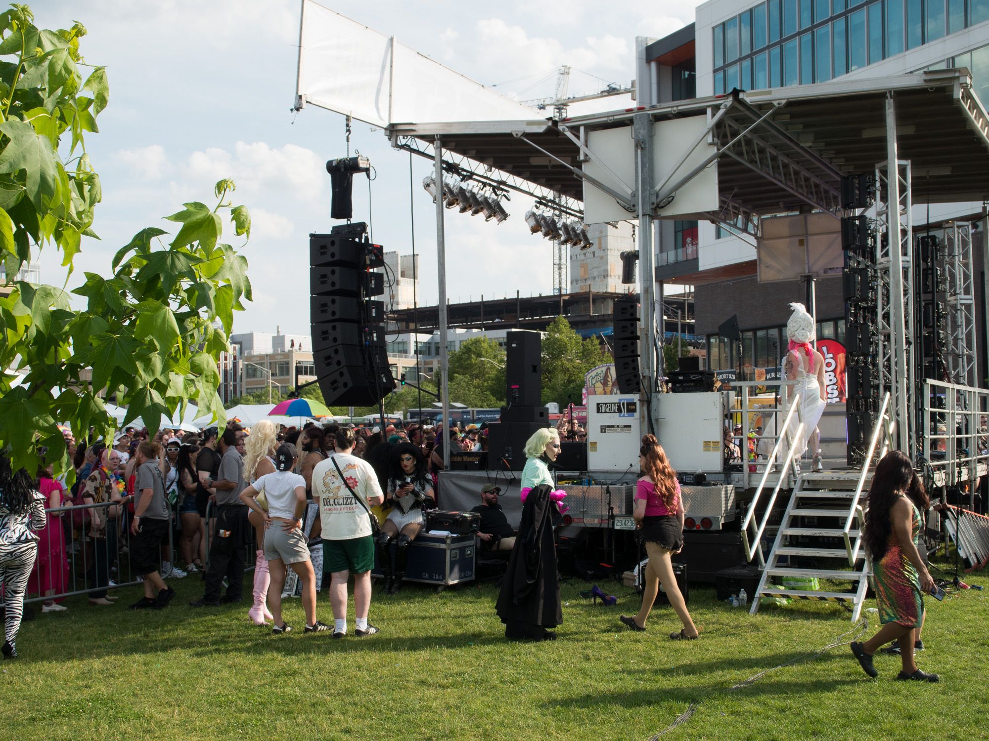 Ricoh GXR A16, 25mm, ƒ8.6, 1/310sec, ISO 200 — Providence Pridefest