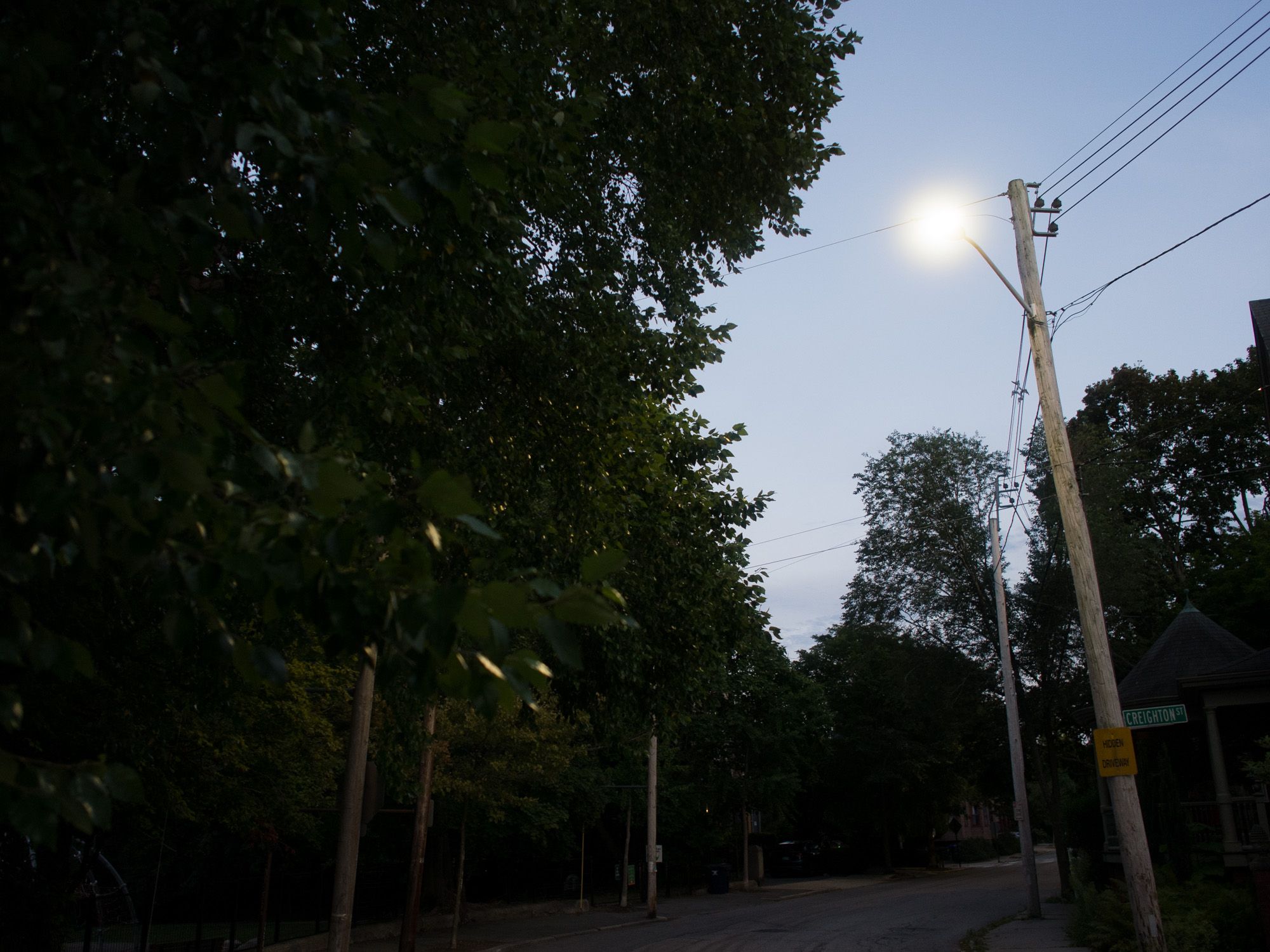 Ricoh GXR A12, 18.3mm, ƒ2.5, 1/60sec, ISO 351 — Providence’s East Side