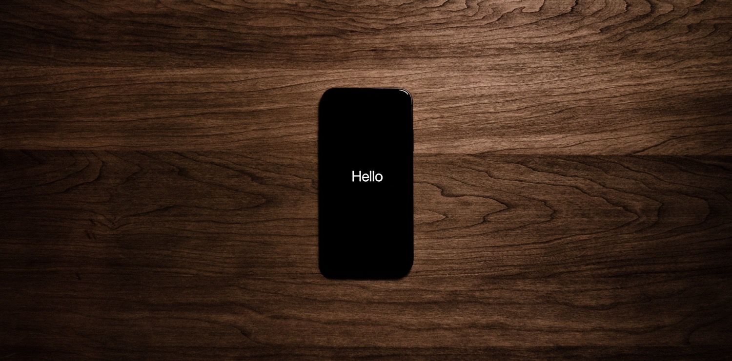iPhone Screen with the word Hello on screen