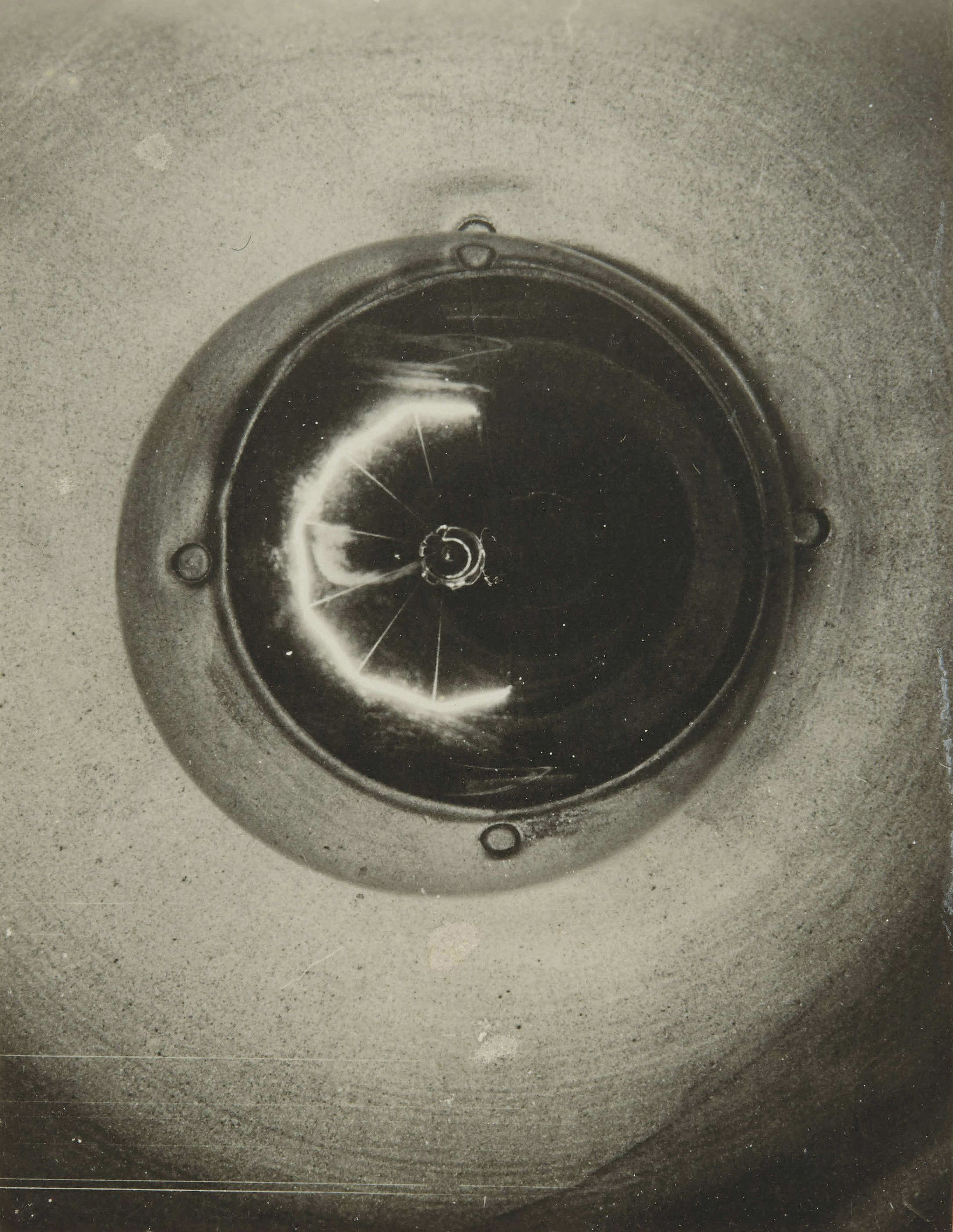 imre kinszki, light bulb, budapest, c. 1930; (5.7 cm x 4.3 cm) private collection