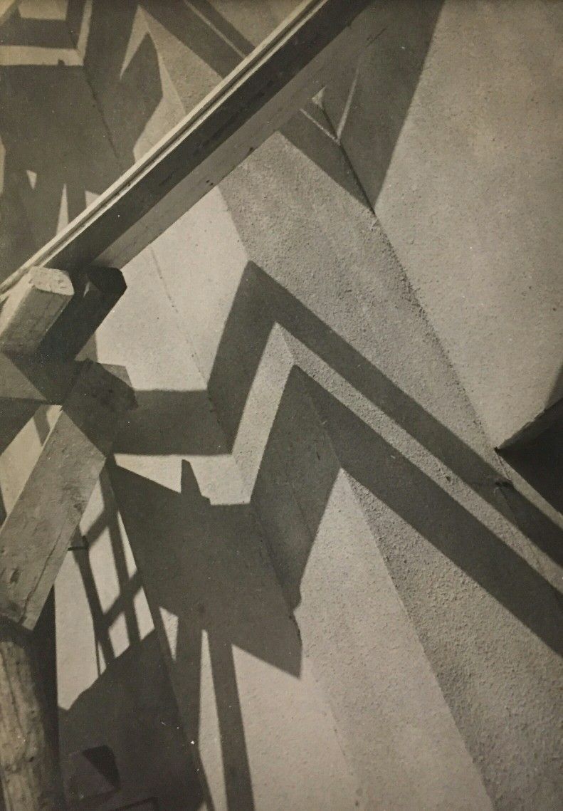 imre kinszki, latten und schatten, budapest, gelatin silver print, 1933; (15.3 cm x 17.1 cm) private collection