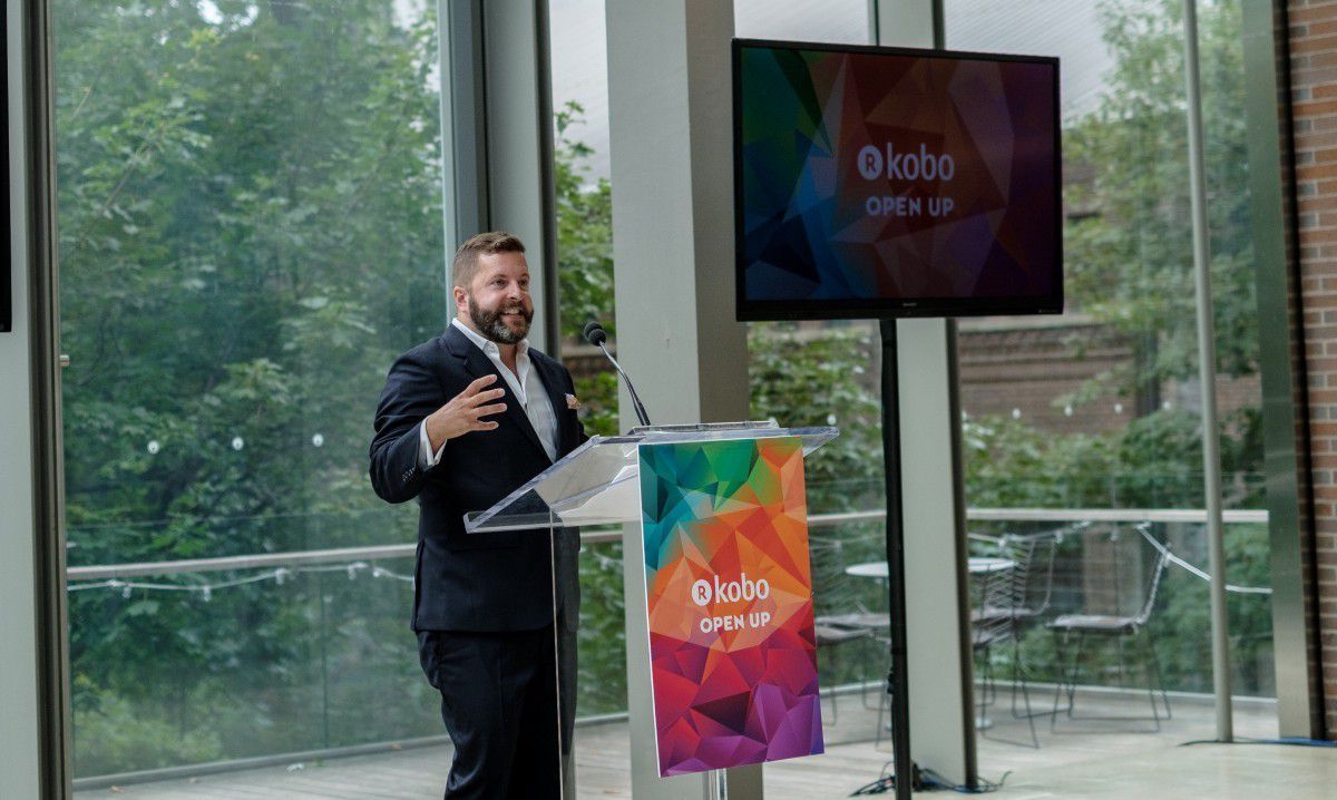“Turns out it weighs about as much as a cupcake.” Michael Tamblyn (Kobo CEO) keeping it real during the announcement.