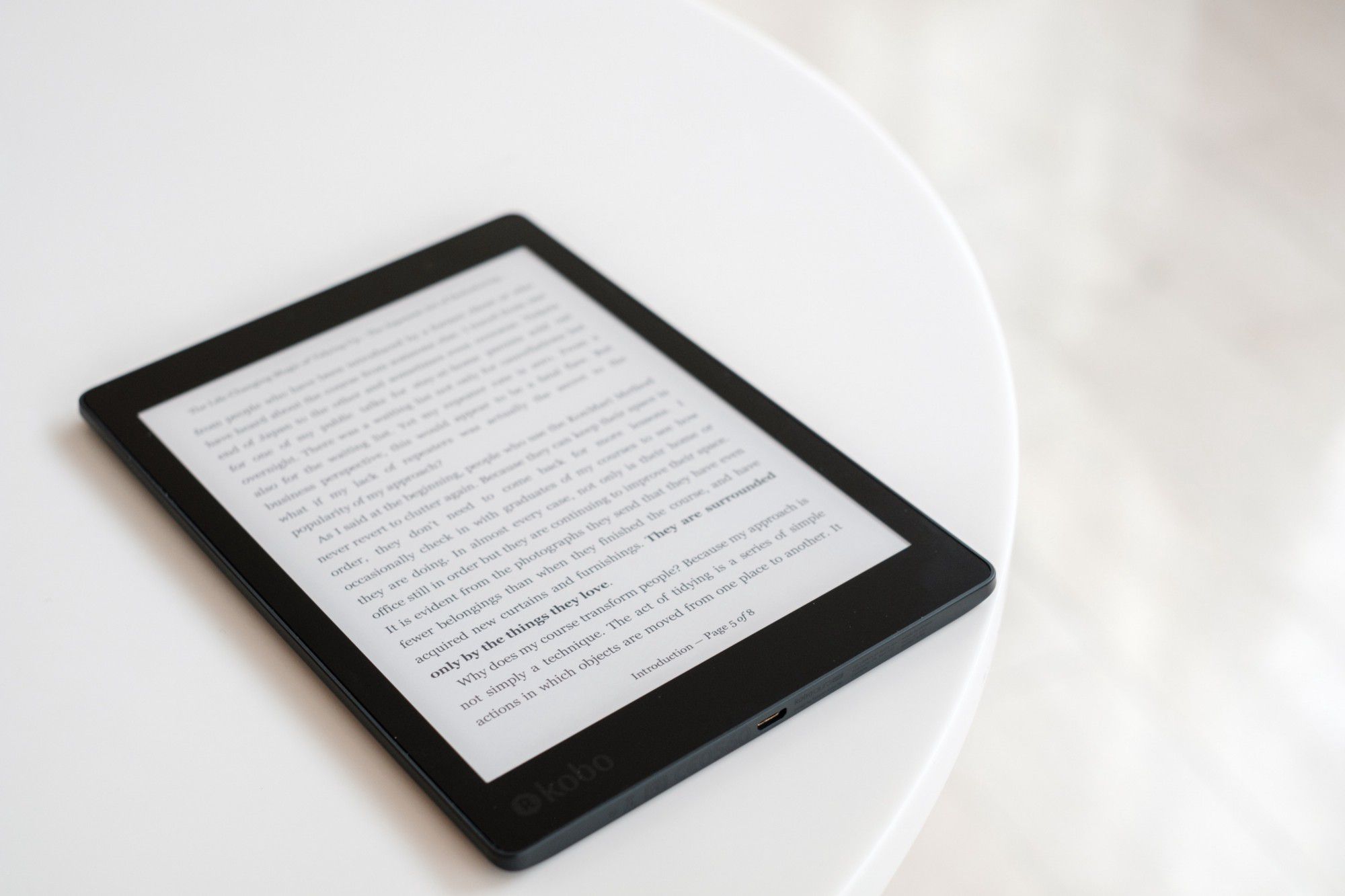 Meet the Kobo Aura One - Marius Masalar