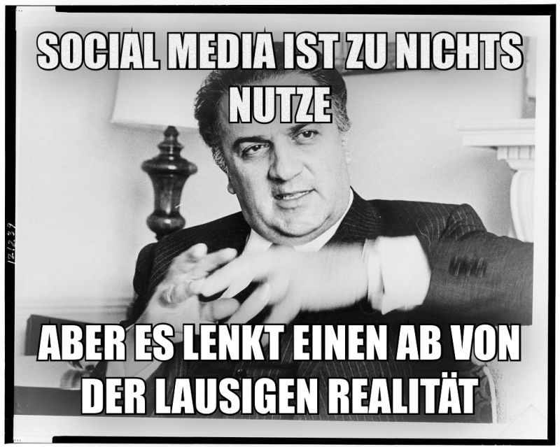 Fellini über Social Media