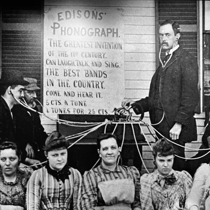 Thomas Edison, Phonographen-Station, 1878, via Twitter