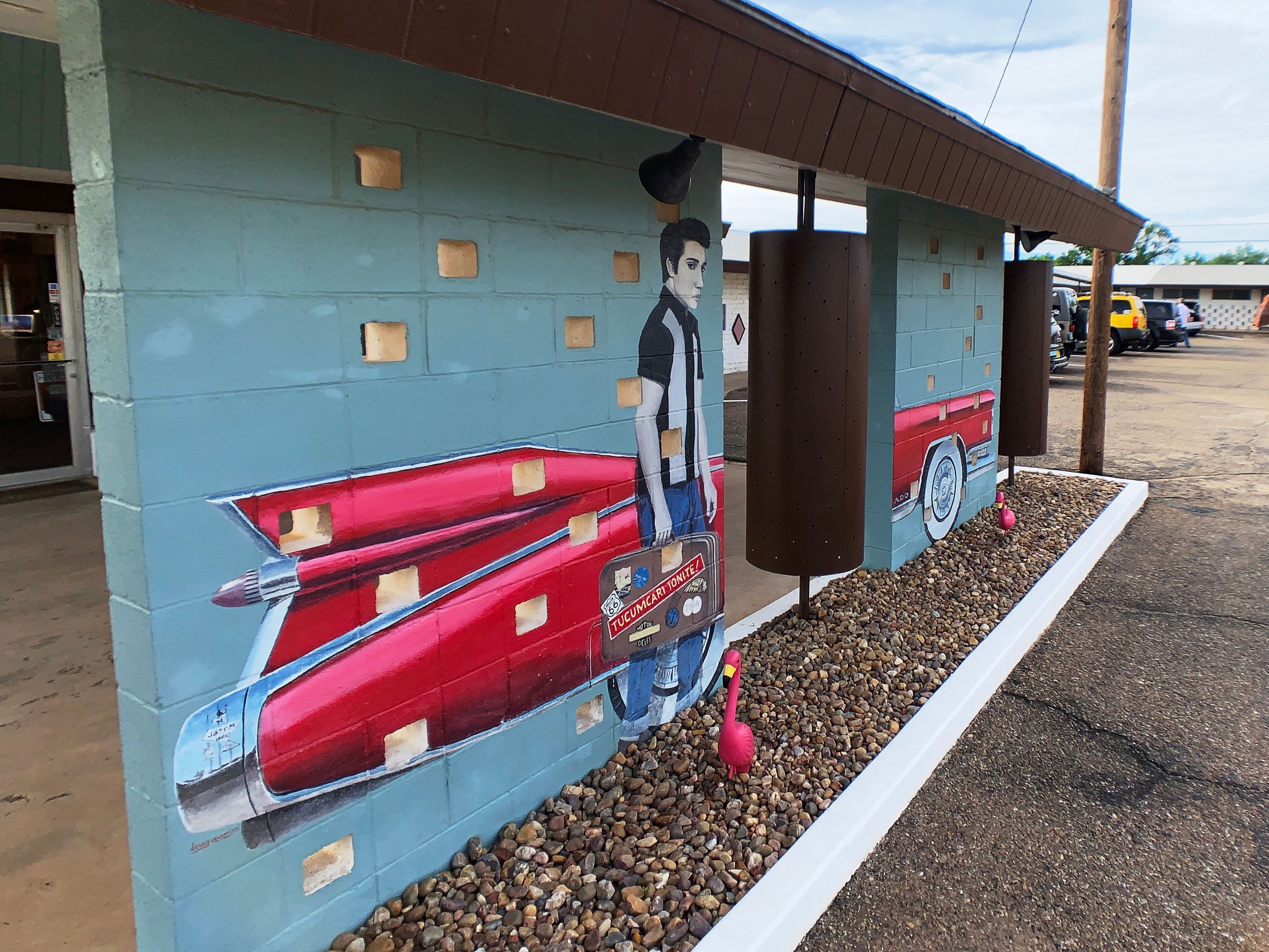 Tucumari Tonight! A mural at Motel Safari in Tucumari, NM