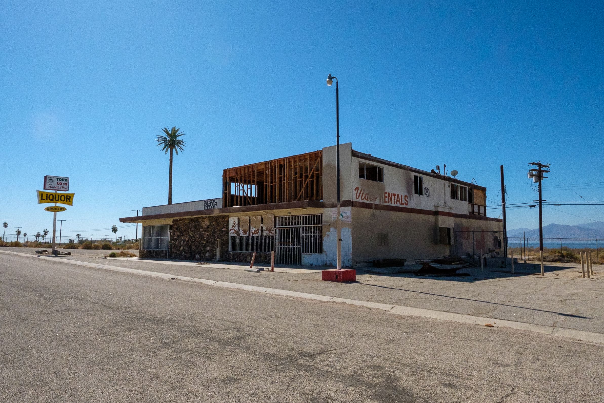 Abandoned store, Mecca, CA