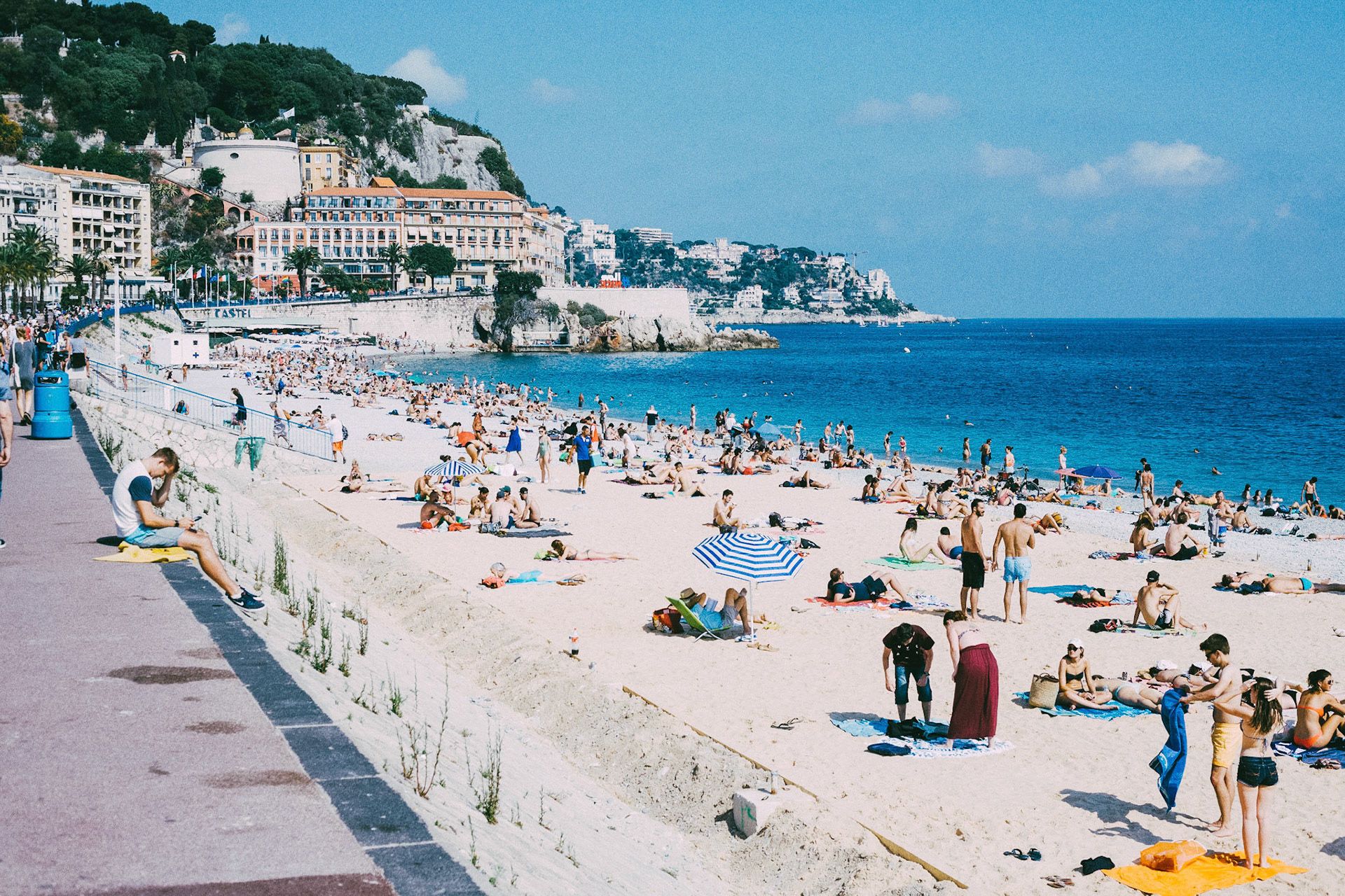 Sur la plage à Nice