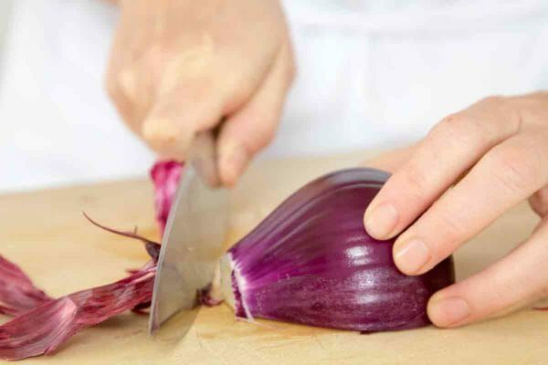 cut-off-onion-skin-600x400