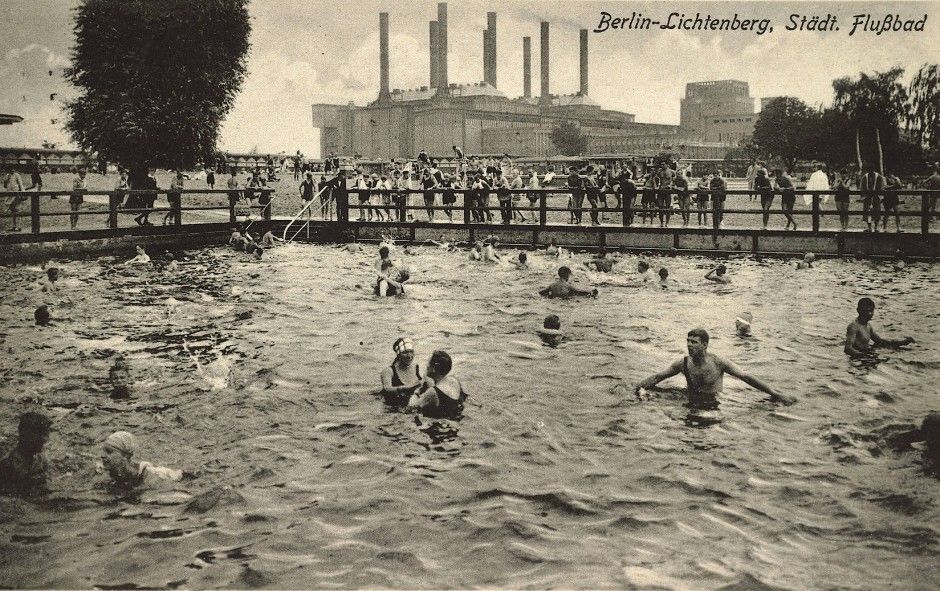 The Lichtenberg river bath