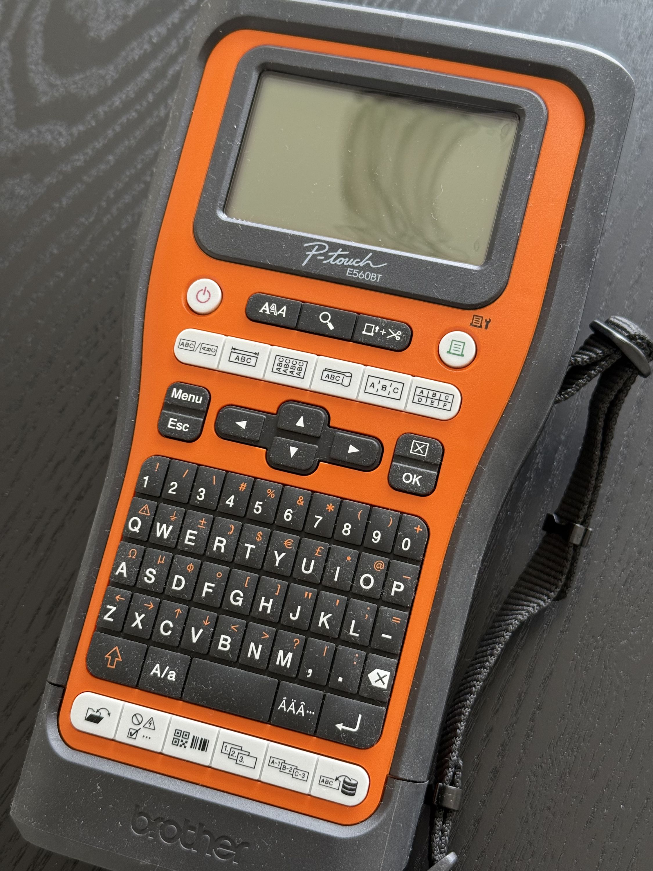 Brother E560BT