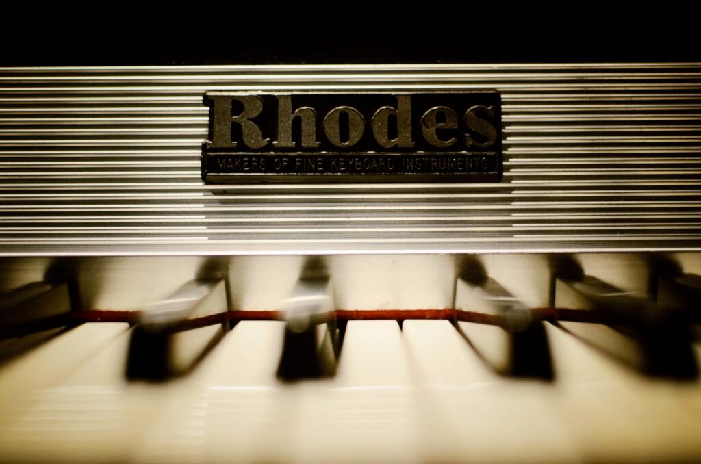 Rhodes Mark I, photo by Jean Kapsa
