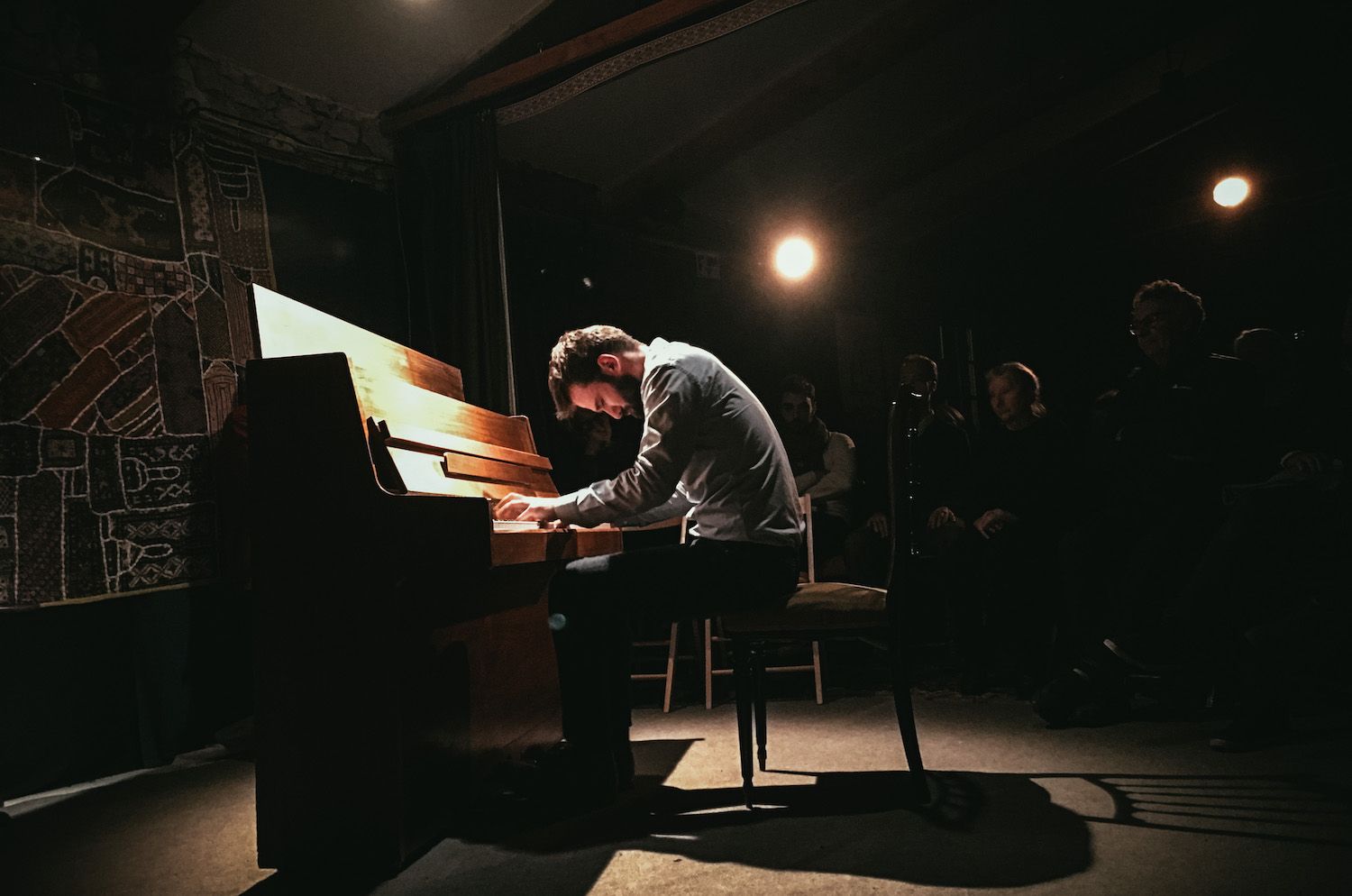 Jean Kapsa en concert piano solo au Théâtre du Bisse à Mirmande