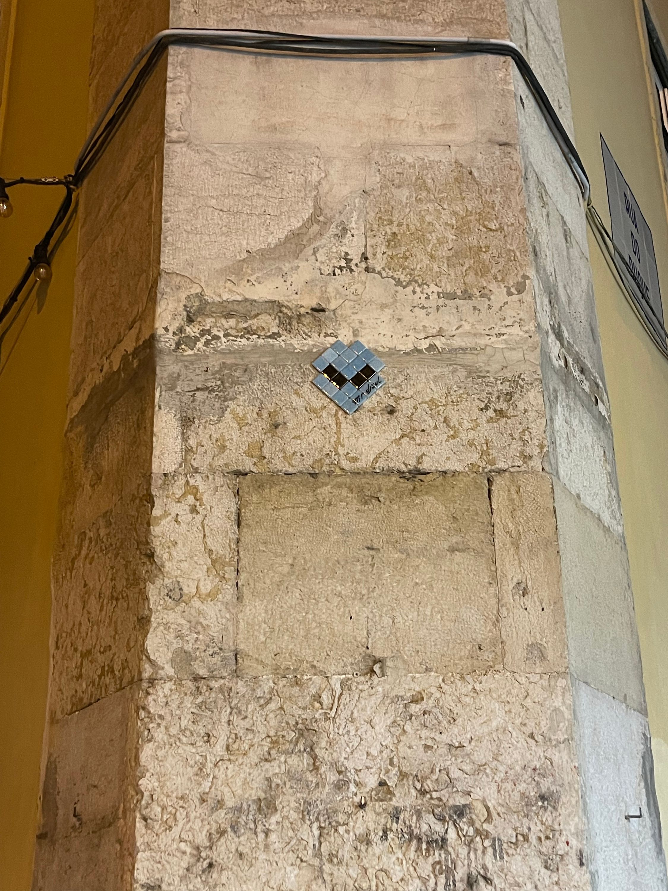 blue-spiderman-street-art-in-the-azores