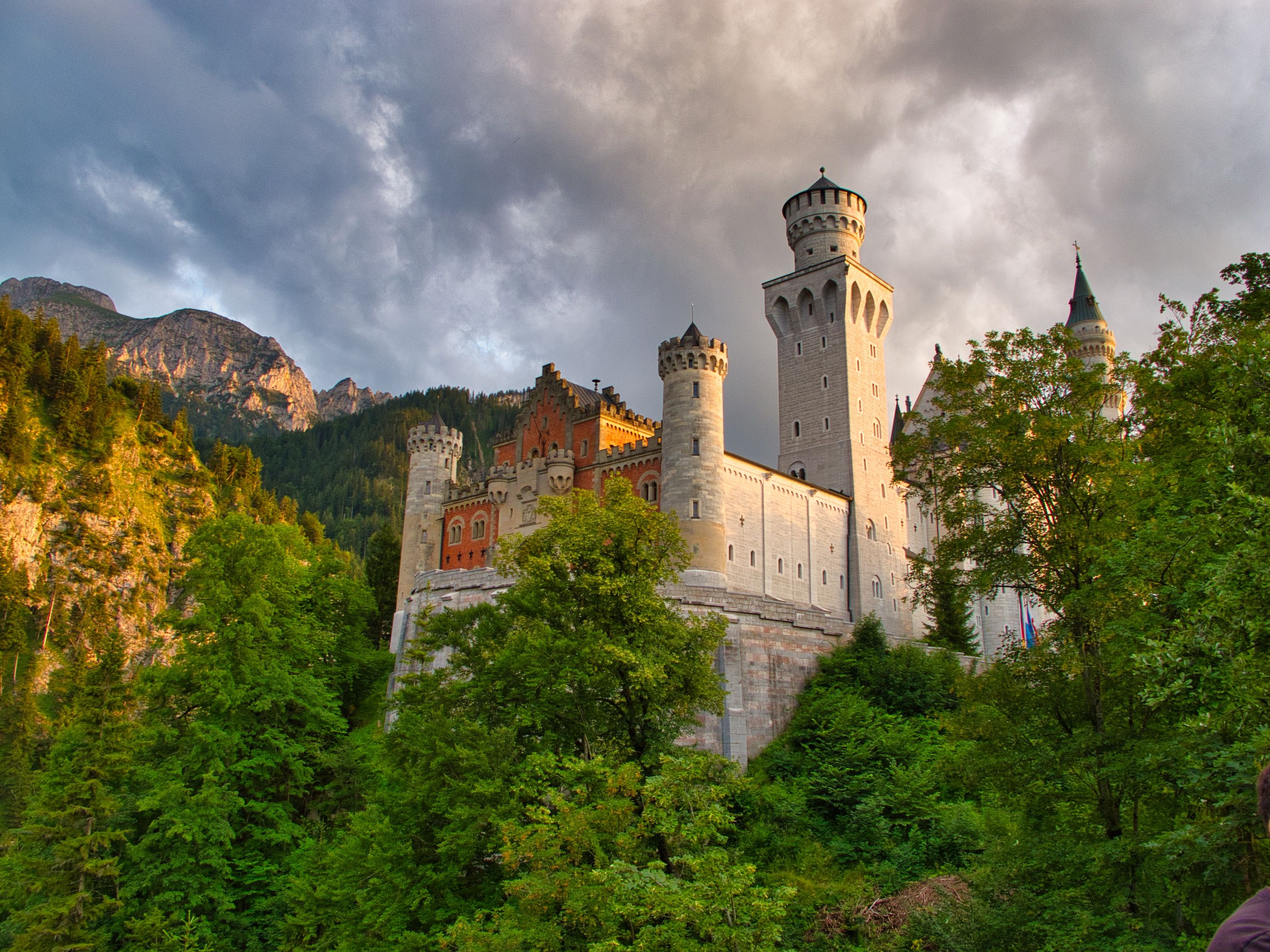 castle-neuschwanstein-in-bavaria-germany