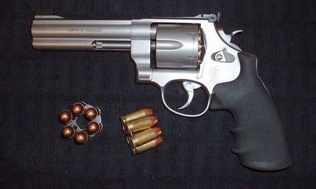 Smith%26Wesson625.jpg