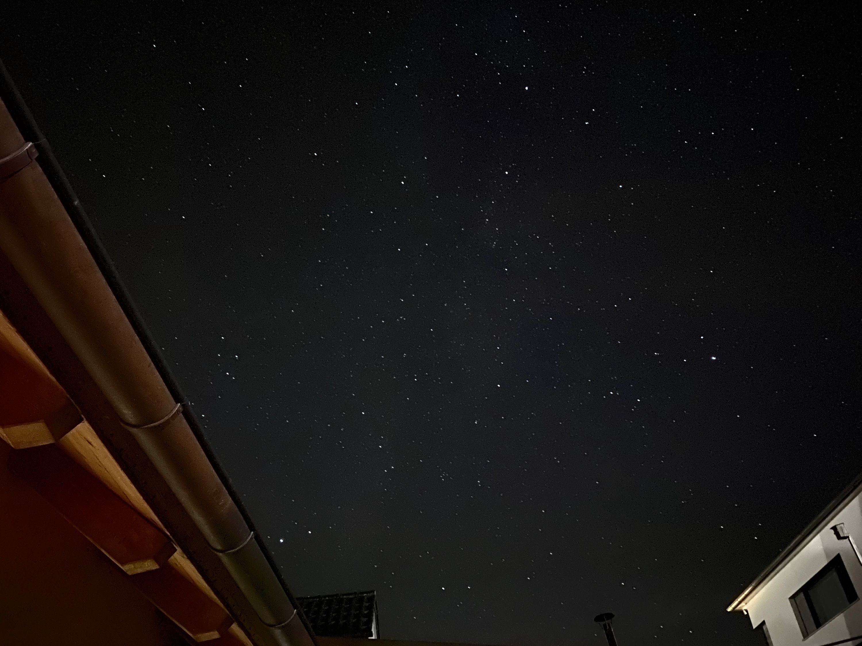 Kamera: iPhone 11 Pro Max - 26 mm - 30 Sekunden - Stativ