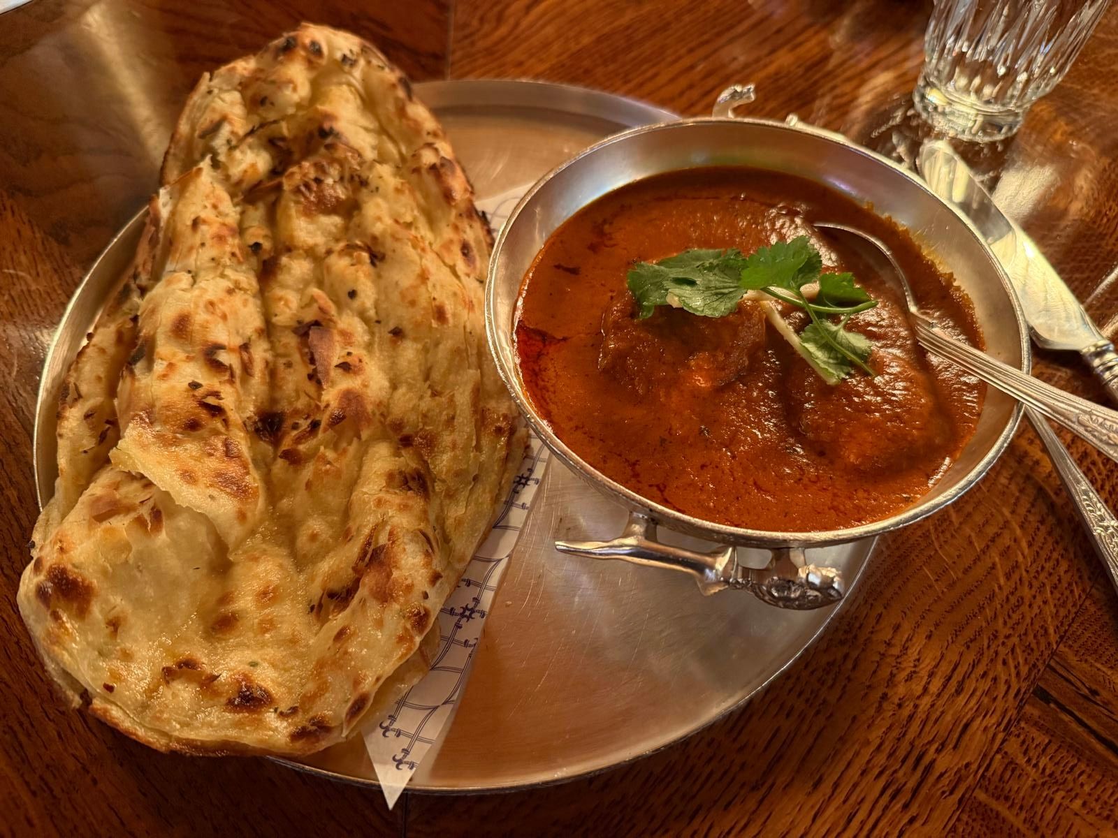 Ranjit Shahi Prawn Curry, Ajwaini Warqi naan