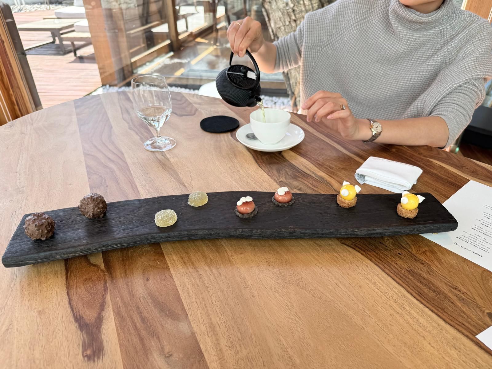 Petit fours