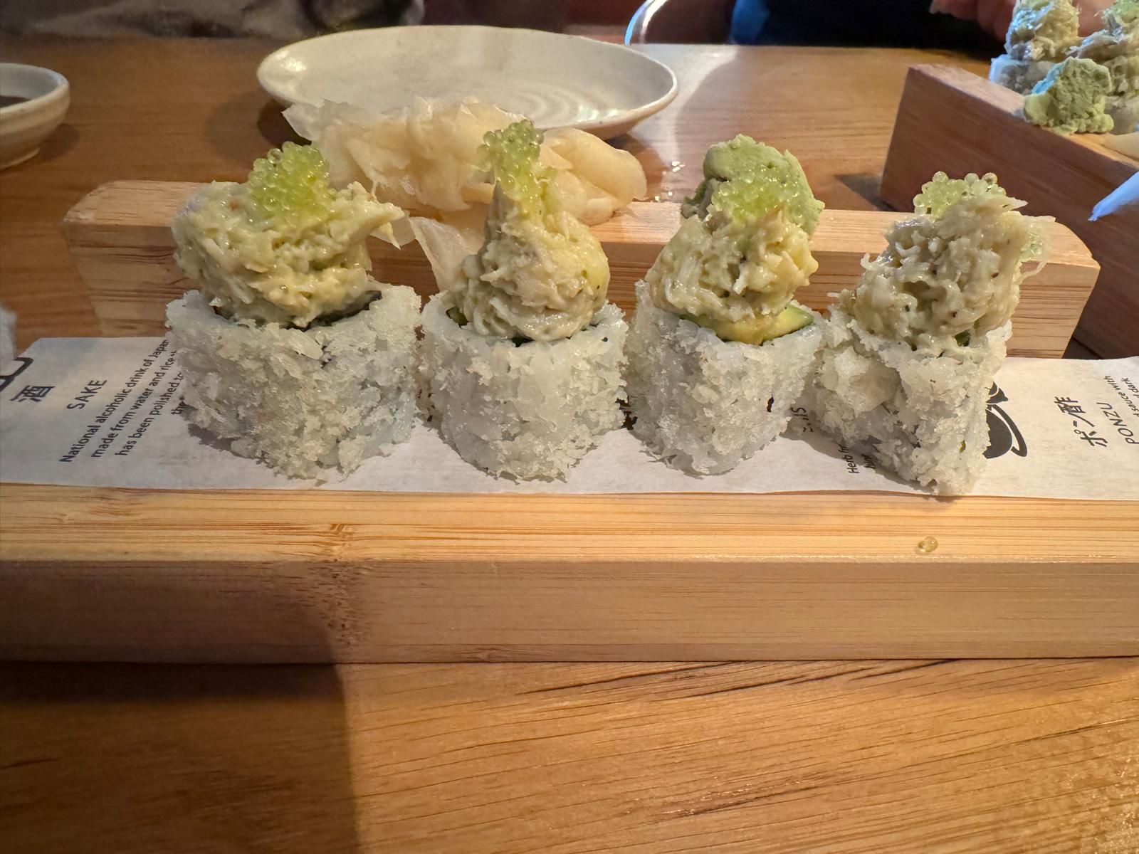 White crab maki