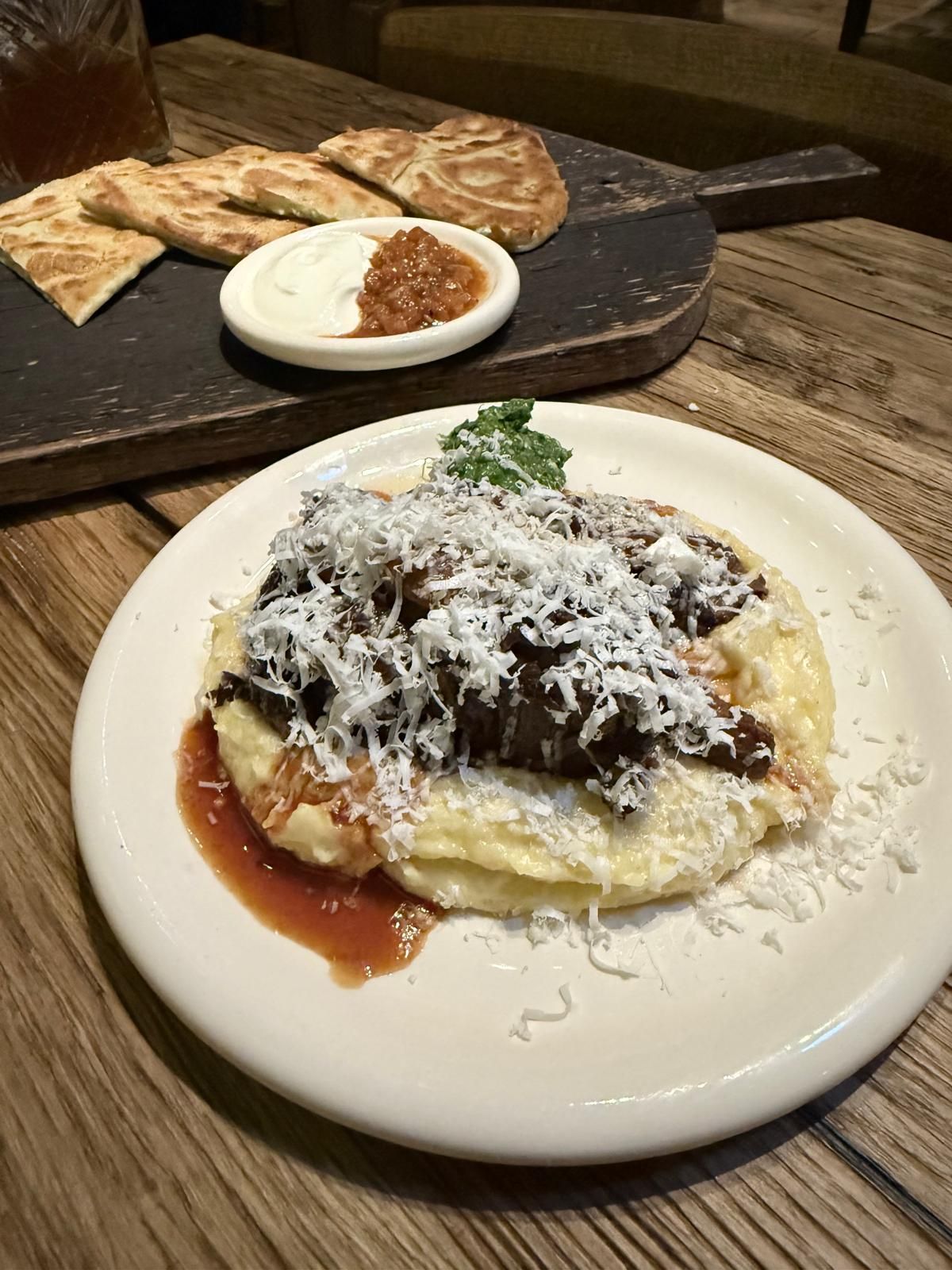Minced lamb cheburek