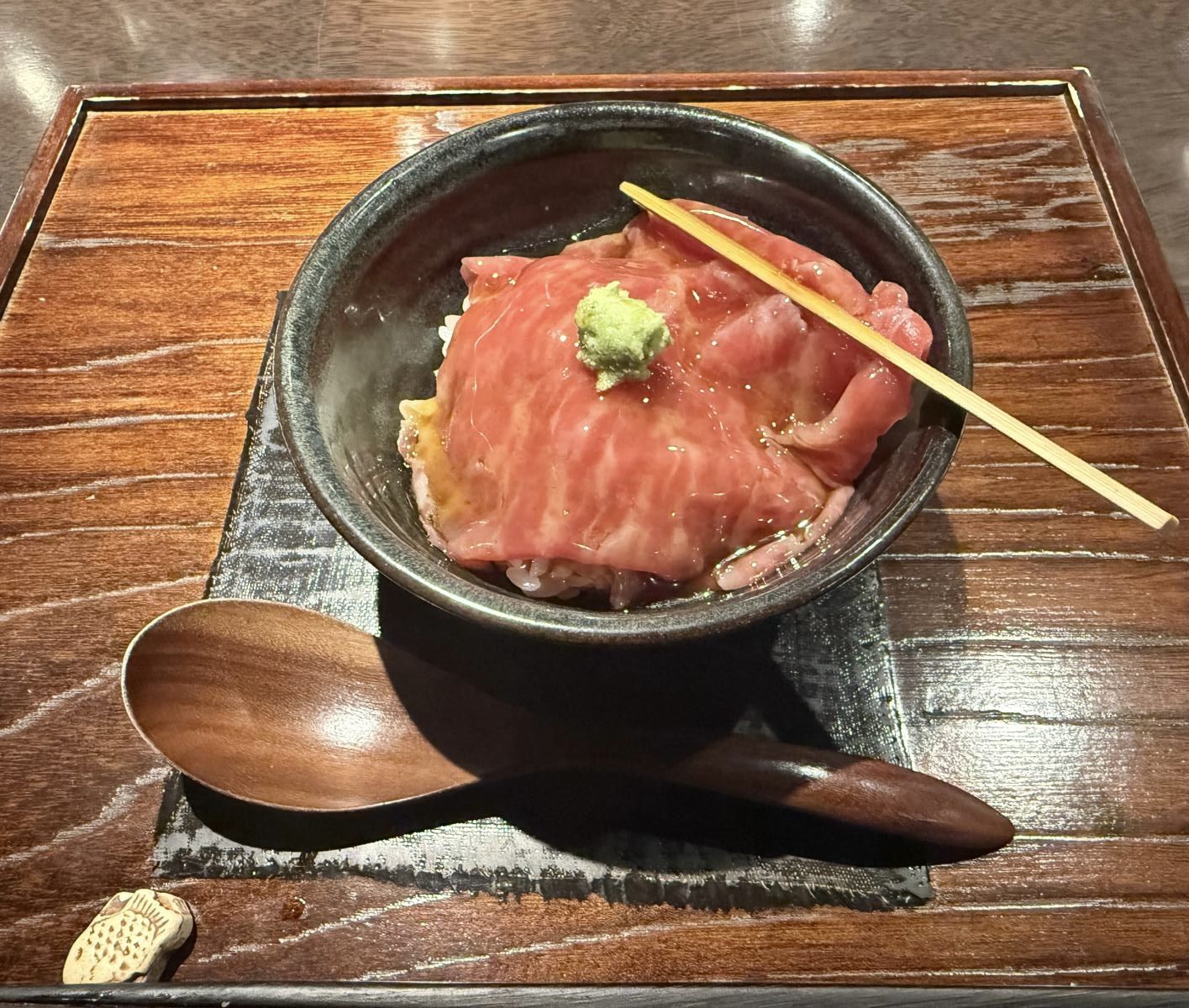 Clay pot rice with sukiyaki beef
