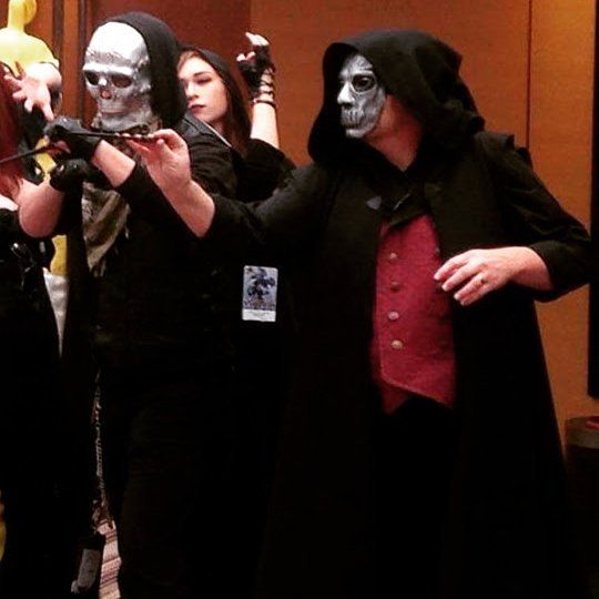 Happy Halloween! 🎃 I found a fun deatheater photo from the Deatheater Flash mob we did at dragoncon2017 it seems to be a good fit for today! harrypottercosplay cosplay cosplayers
