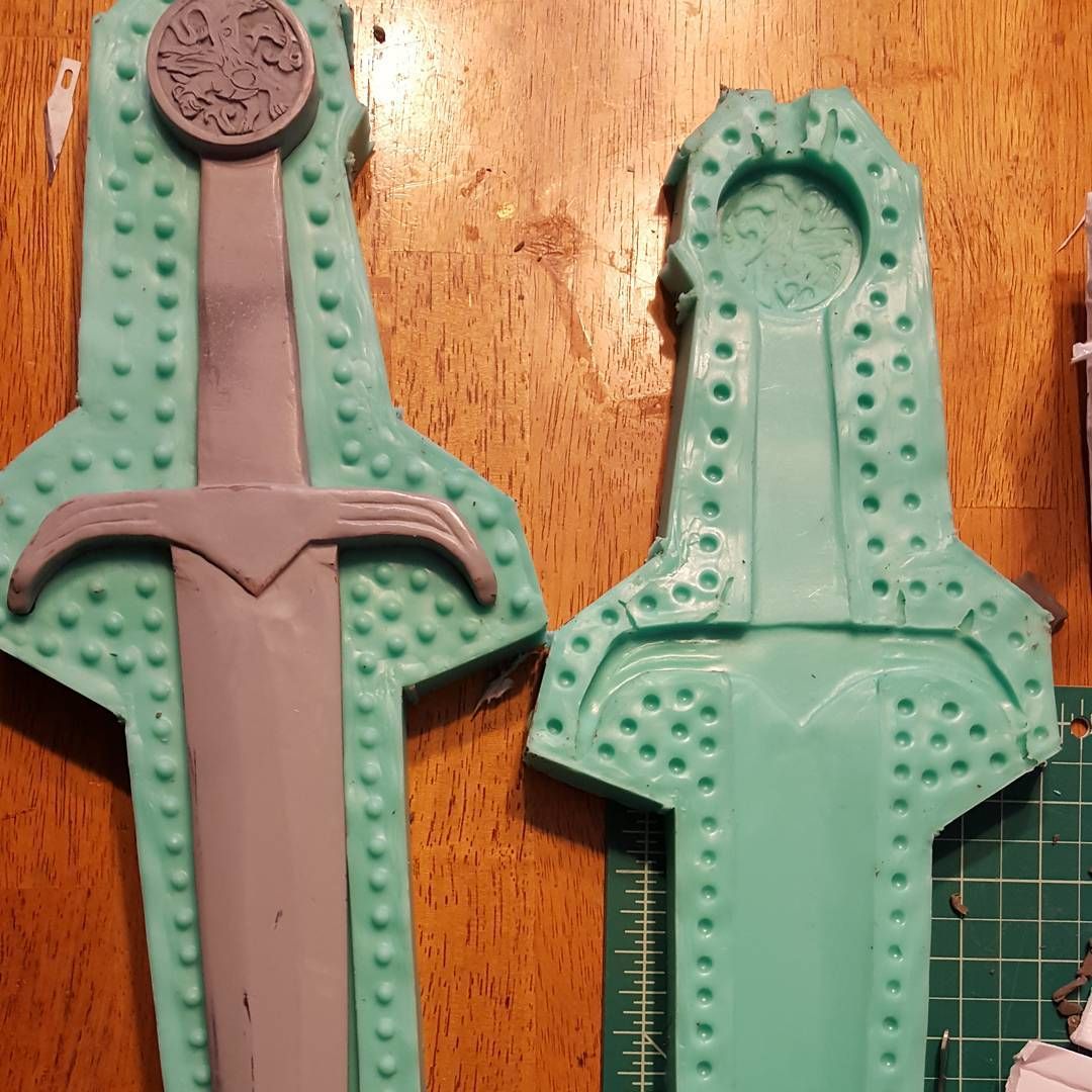 Got that greywarden dagger molded yesterday and ready to cast a few copies! Can’t wait to get one finished!