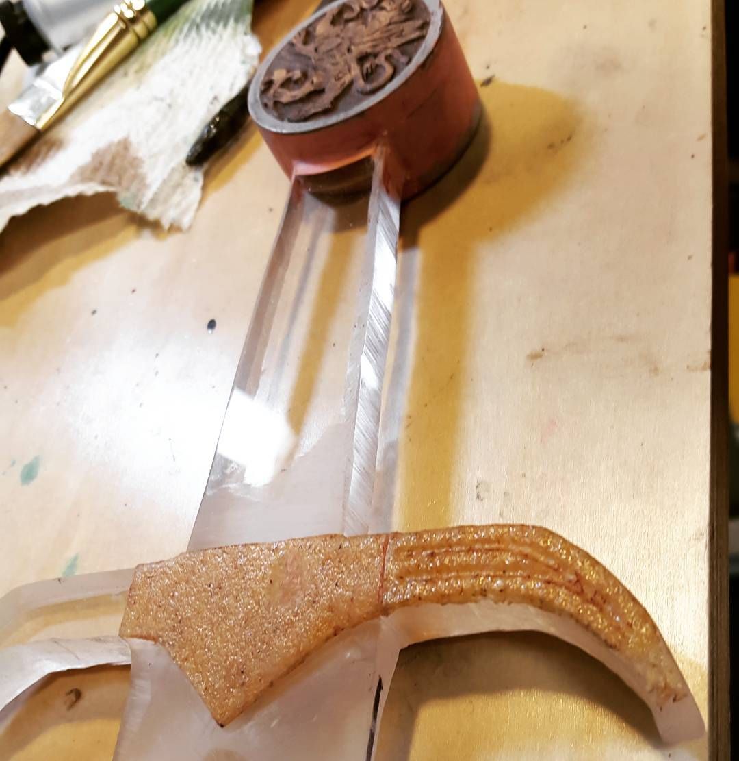 Getting a little further along on my custom greywarden dagger from dragonageinquisition ir really any DA game since it’s custom! ;)