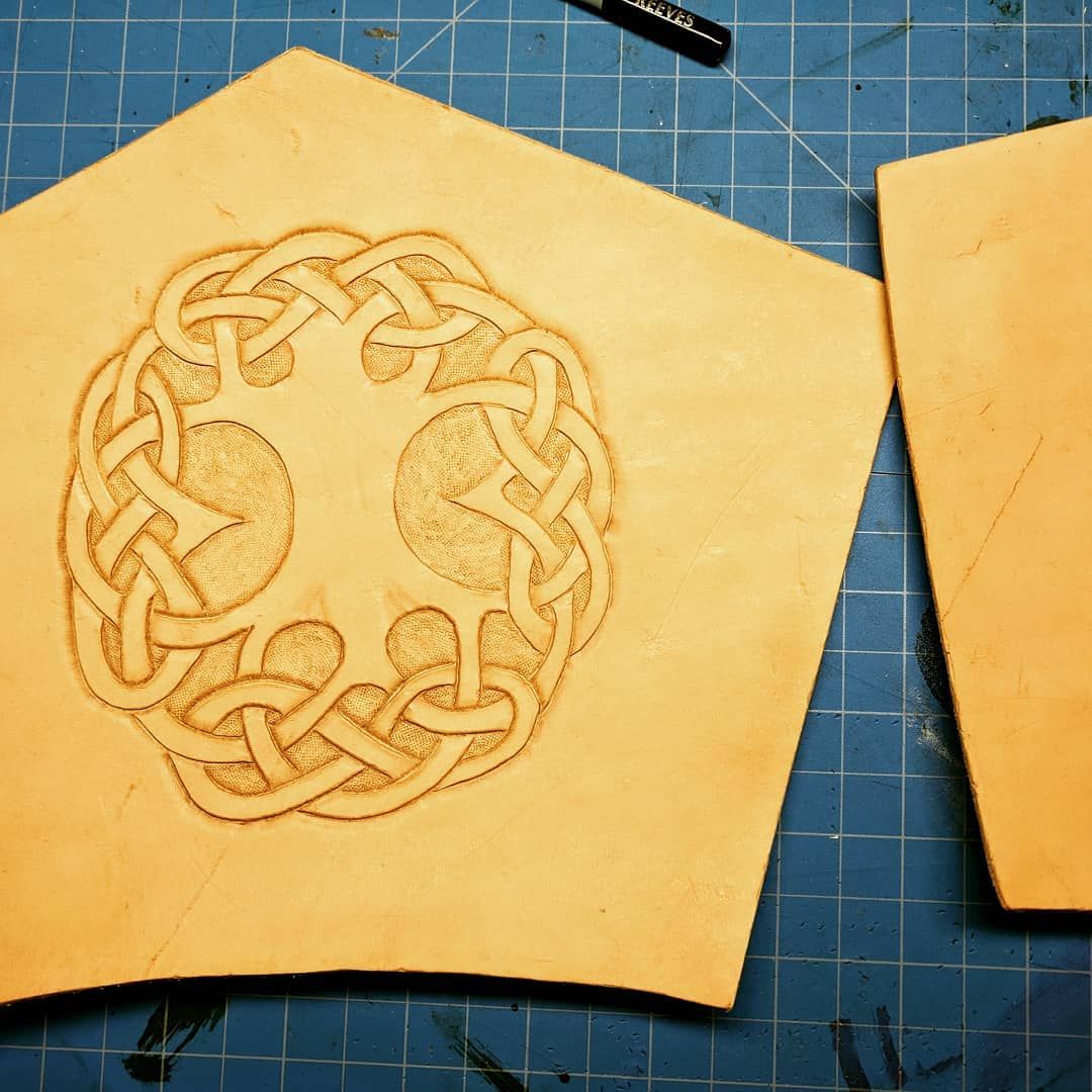 Latest wip a s cond set of bracers. I almost like this one better then the dragons… Hard to pick really. I’ll be posting finished work fairly soon, I wanted to get all the hand tooling done first. Also I need to get to Tandy to get some dye! Lol leatherwork larparmor