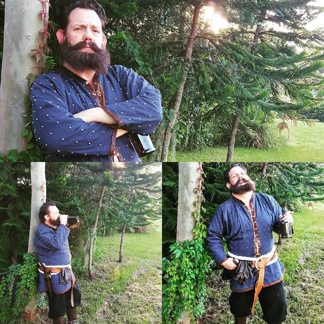 A few now blackwall photos from my shot the other week. Had do do some casual shots, right? And I’m pretty sure Blackwall prefers a good Stout or Ale when he’s not vanquishing monsters.dragonagecosplay dragonageinquisition